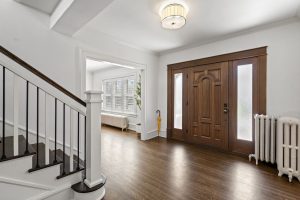 2833 E 8th Ave - Congress Park Home